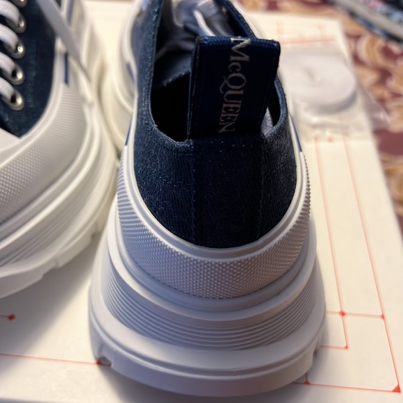 Alexander McQueen sneakers - Picture 6 of 8